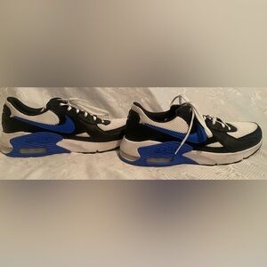 Nike Air Max Sneakers in Black and Blue